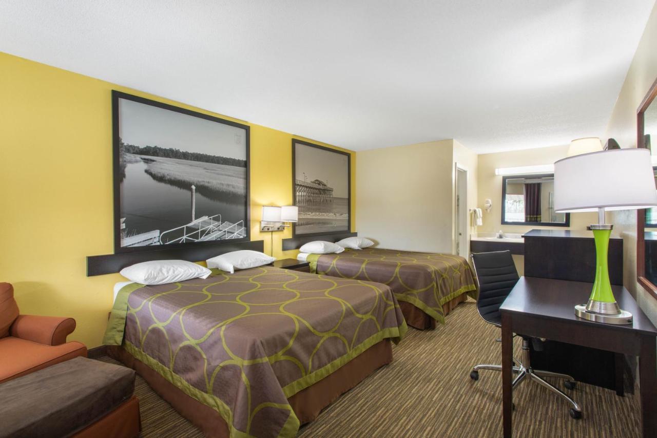 Super 8 By Wyndham Florence Bagian luar foto